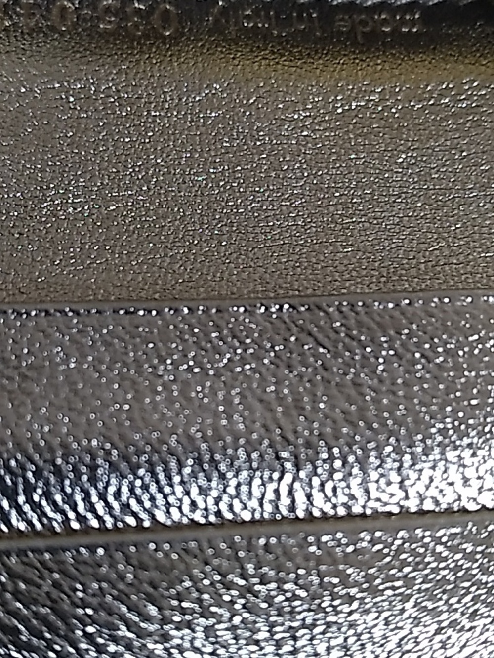 Yves Saint Laurent Gold Leather Wallet - Picture 8 of 9